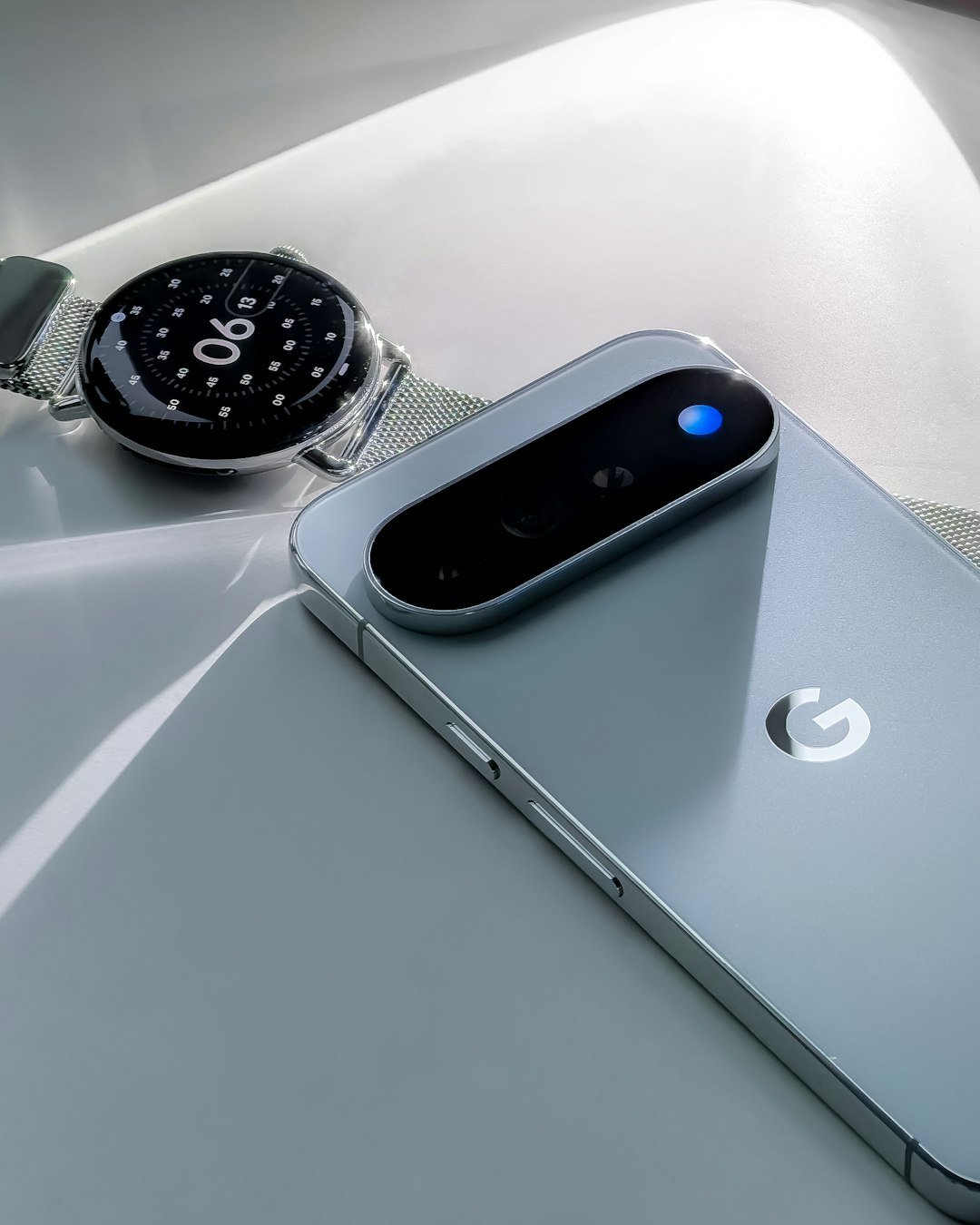 Smartphone and smartwatch, Android ecosystem